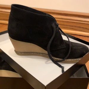SOLD🔥 J. Crew macalister wedge boot